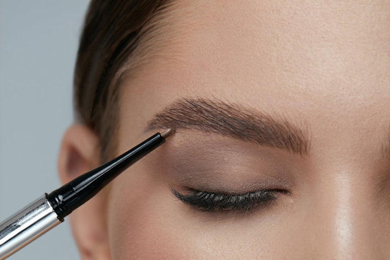 Maquillaje para cejas